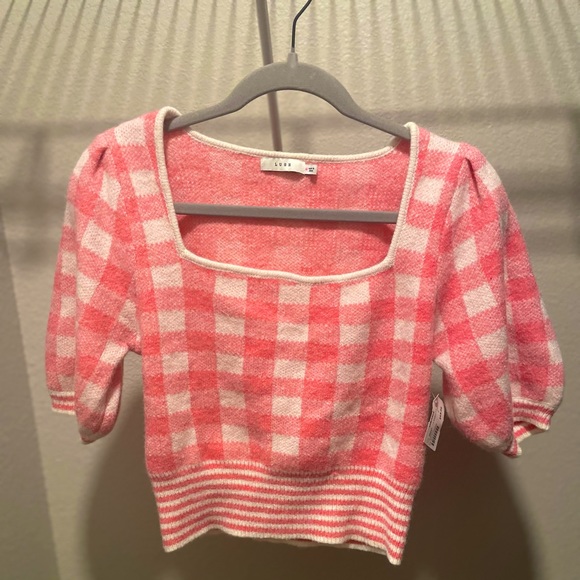 Pink and white plaid knitted crop medium sweater - Picture 1 of 4